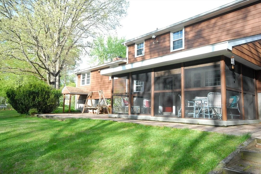 Photo of 95 Bayberry Rd