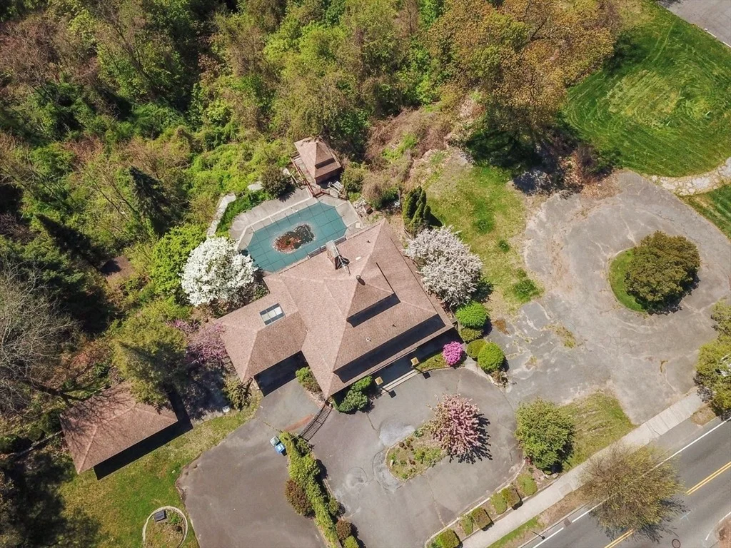 Photo of 302 Maple Street