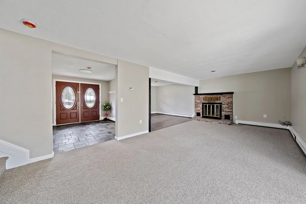 Photo of 84 Poulos Rd