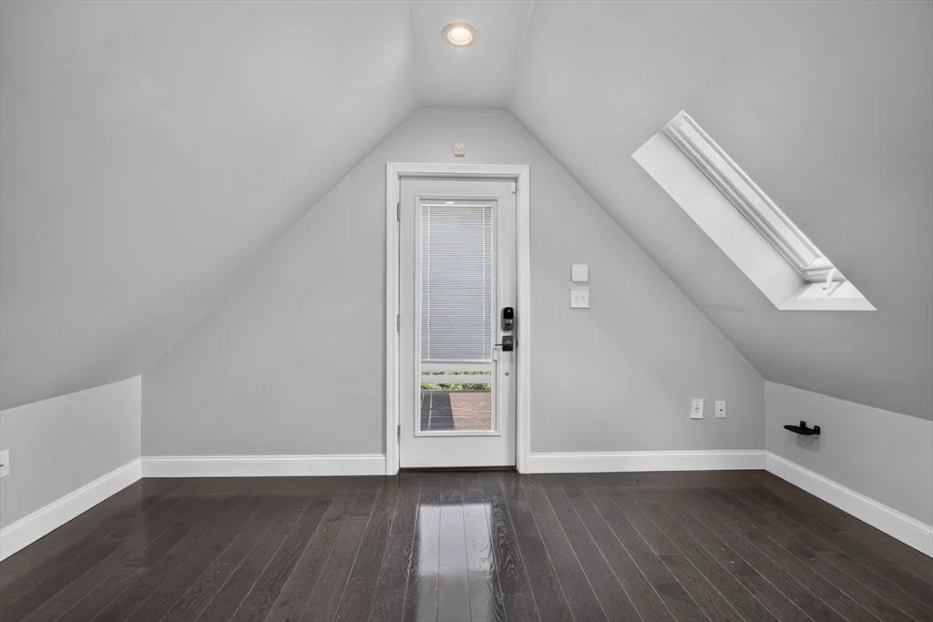 Photo of 18 Henry St