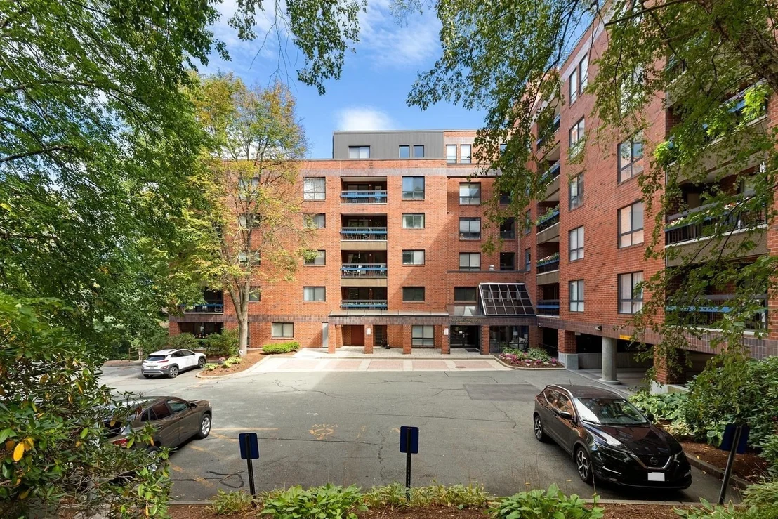 Photo of Unit 504 at 4 Summit Drive