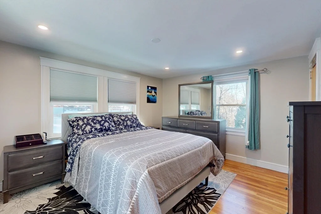 Photo of 1393 Trapelo Road