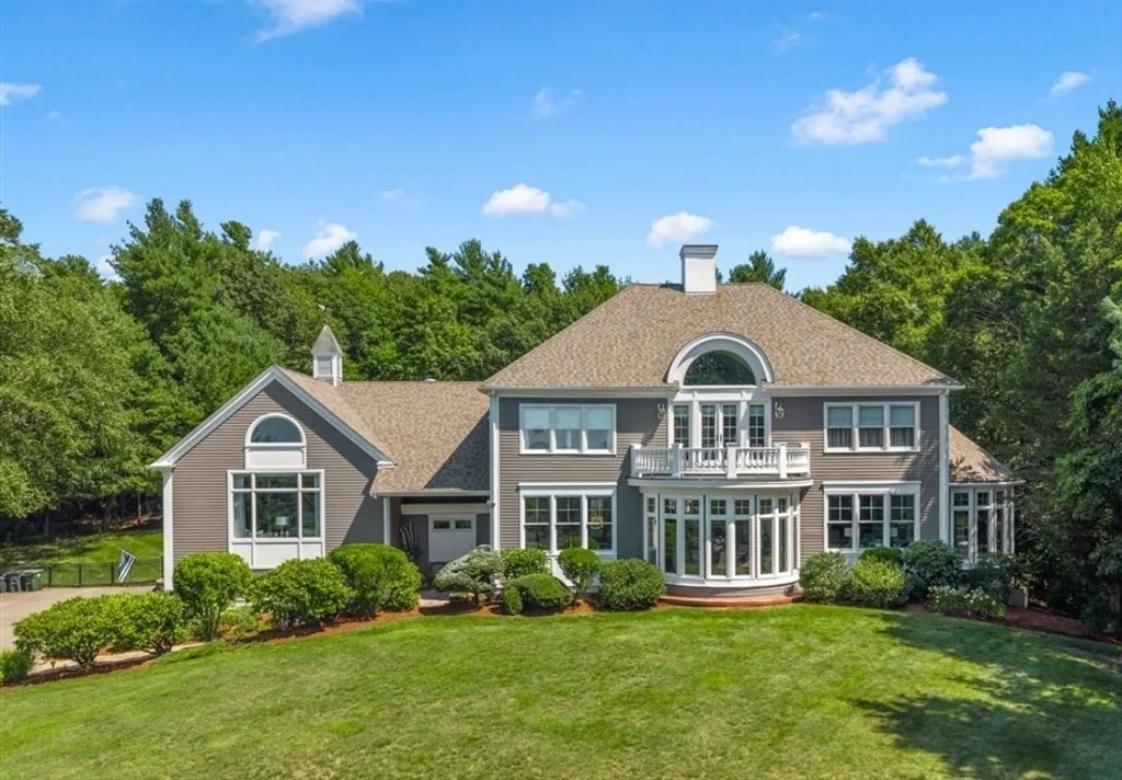 Photo of 26 Fox Hill Cir