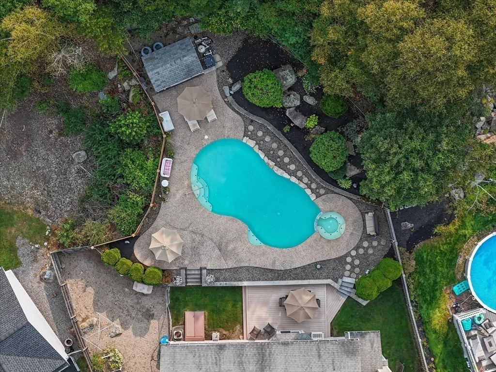 Photo of 325 Den Quarry Road