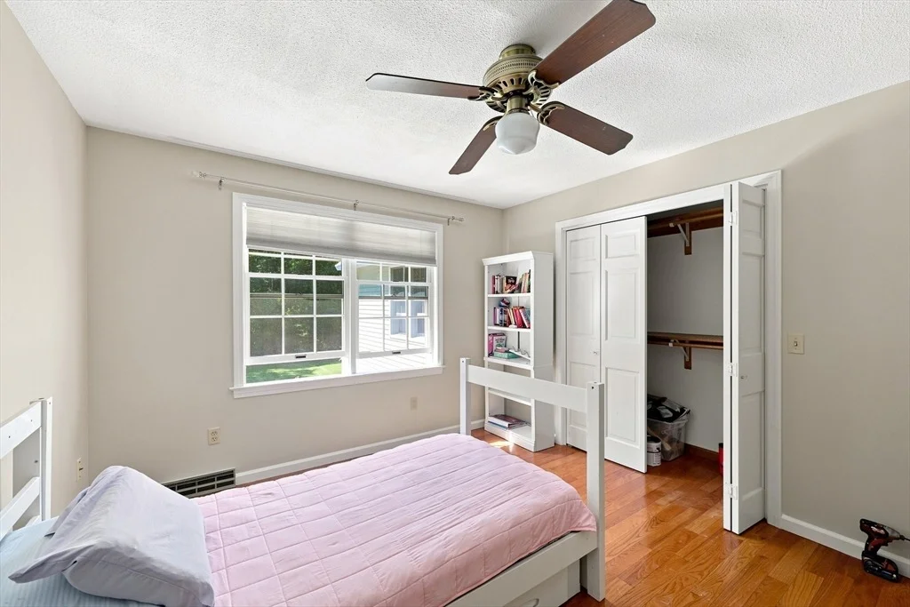 Photo of 7 Deer Run Dr