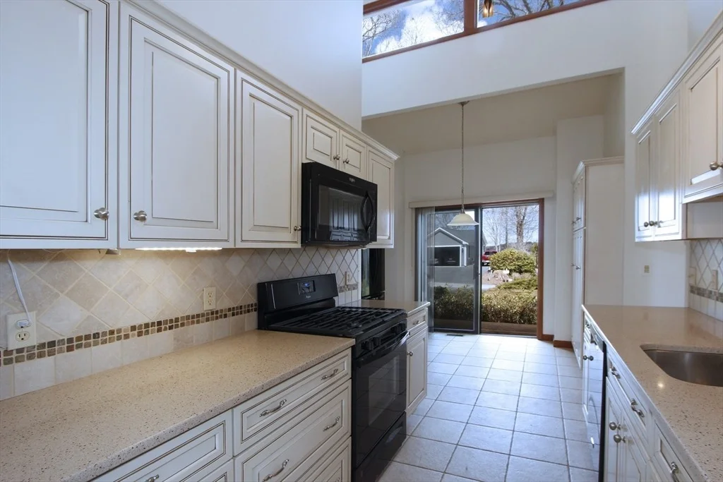 Photo of 60 Redwood Cir
