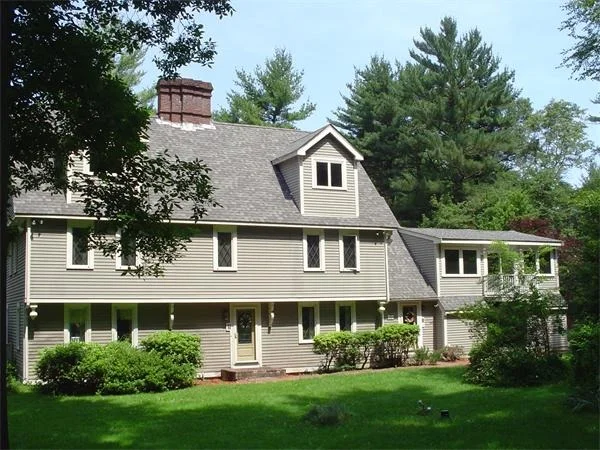 Photo of 61 Alderbrook Dr.