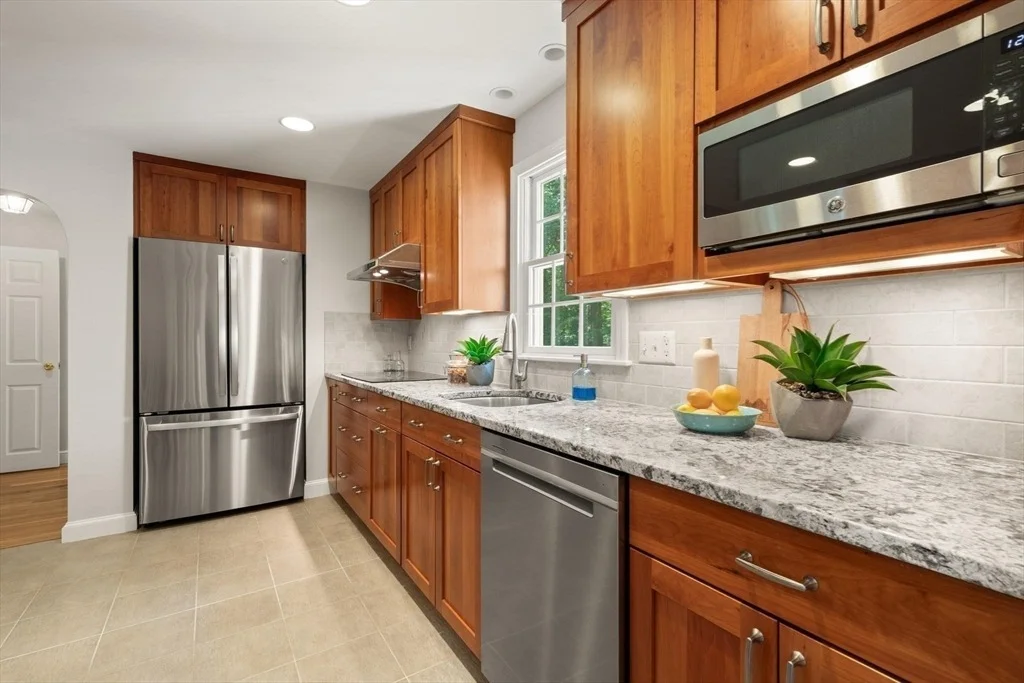 Photo of 33 Mossman Rd