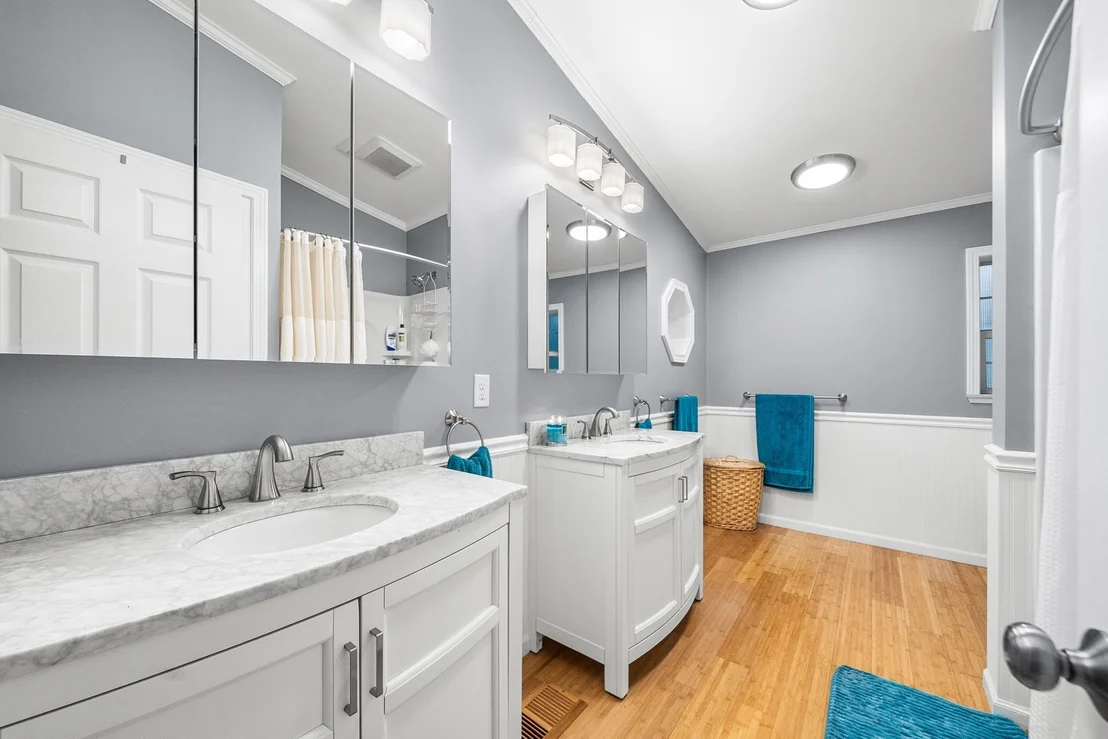 Photo of 7012 Oak Point Dr.