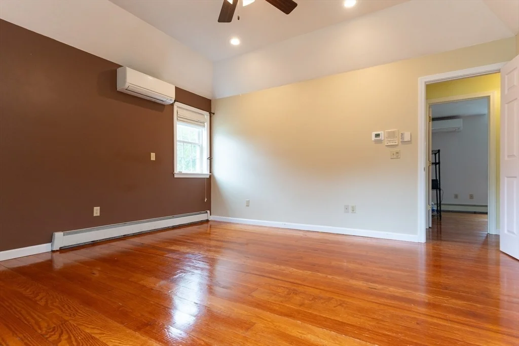 Photo of 110 Hosley Rd