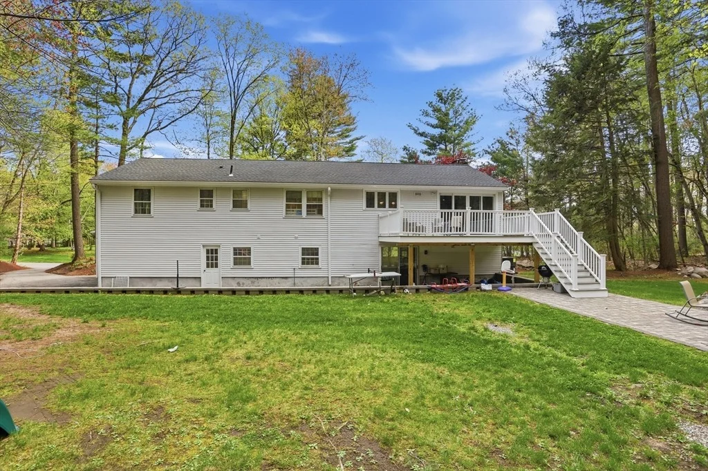 Photo of 15 Harvard Dr