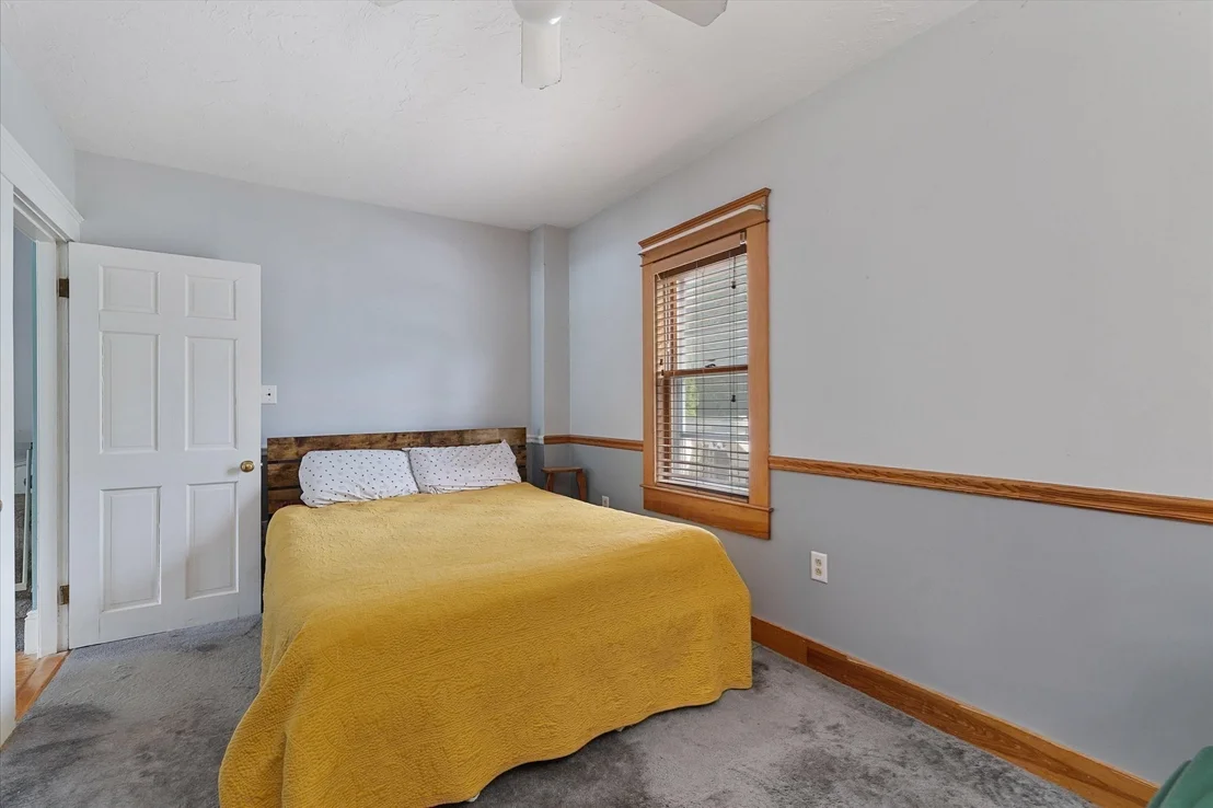 Photo of 22 Oneida