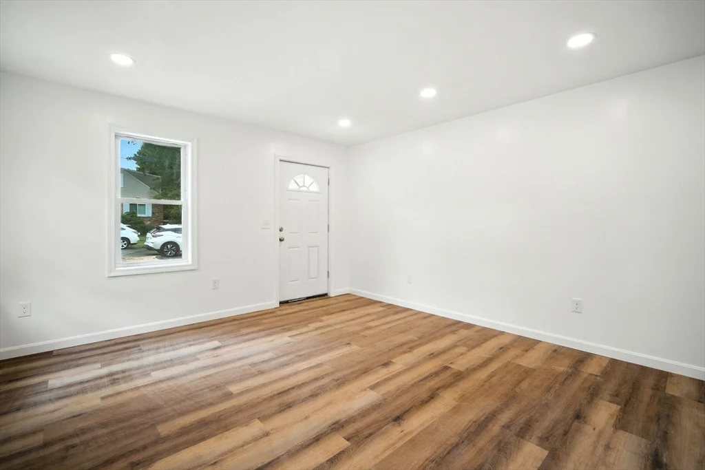 Photo of 150 Seymour Ave