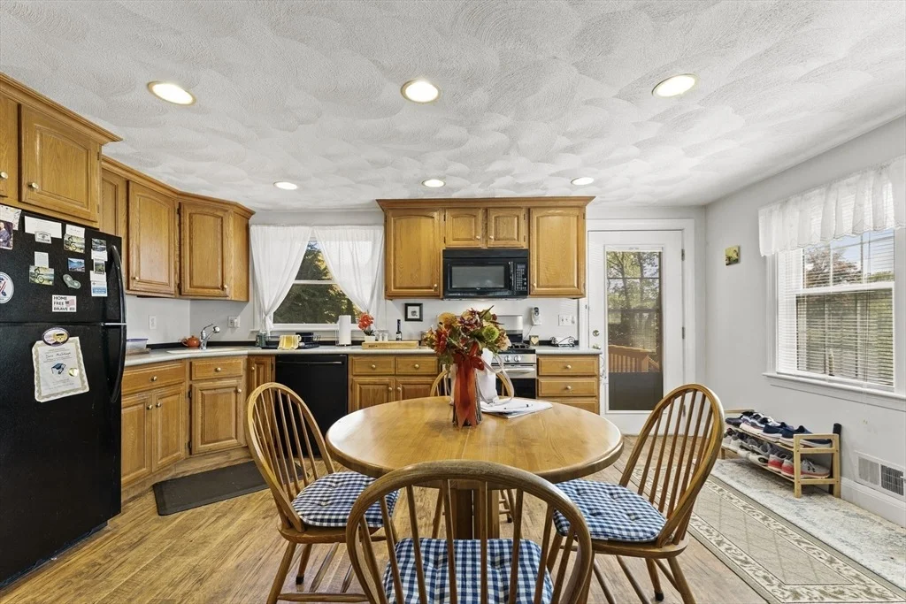 Photo of 85 Oak St