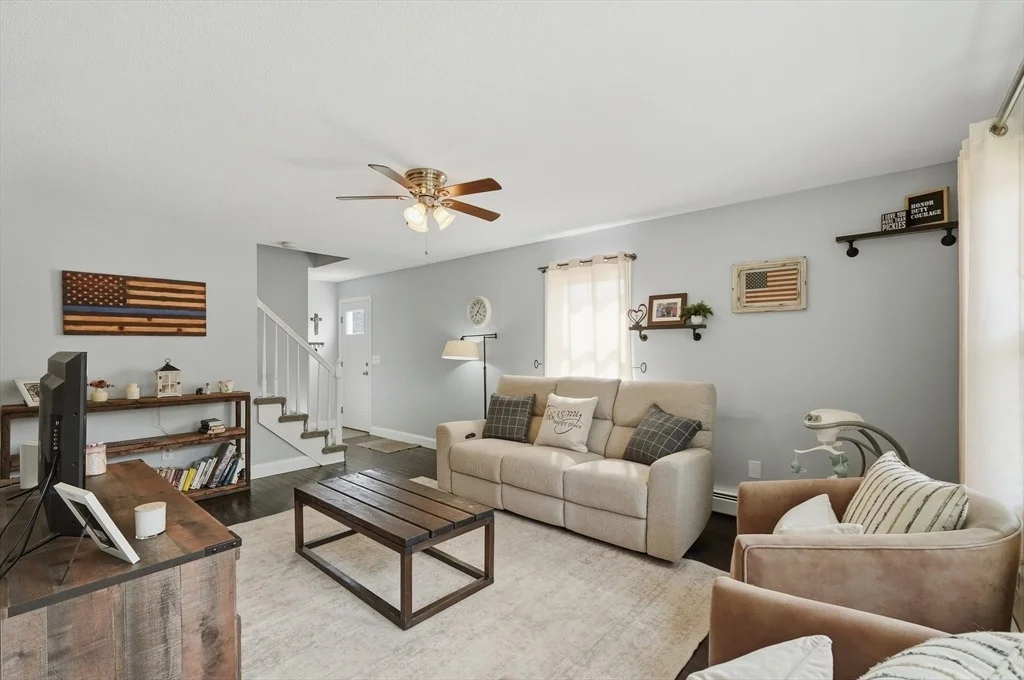 Photo of 134 Hathaway Commons Rd