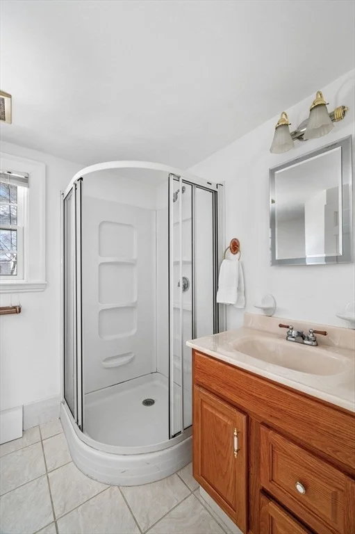Photo of 11 Everett Paine Boulevard