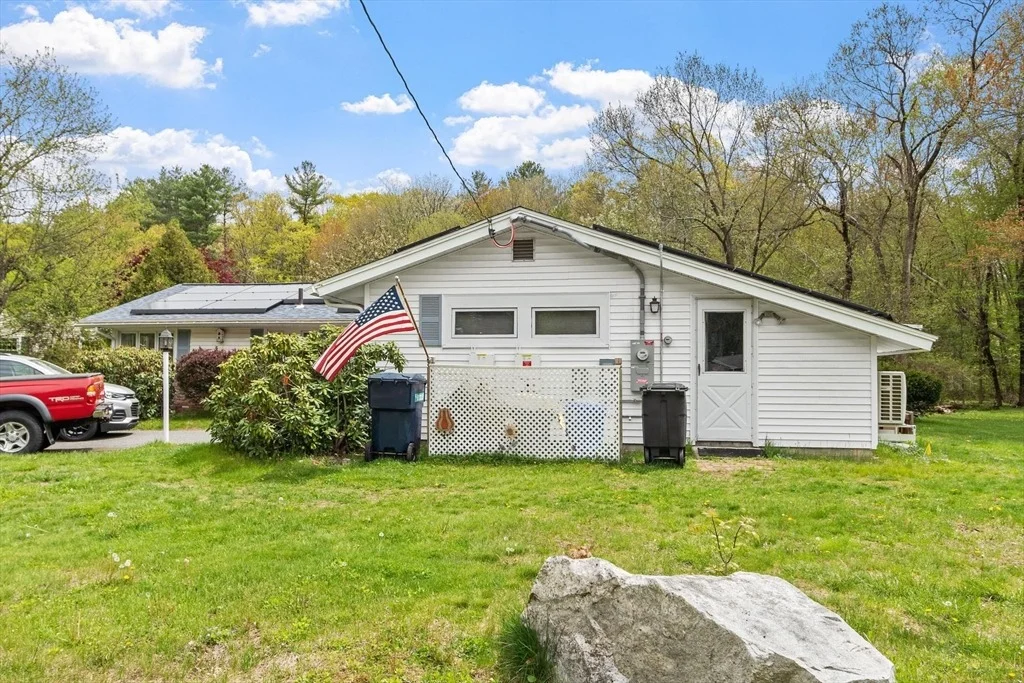 Photo of 40 Ruthellen Road