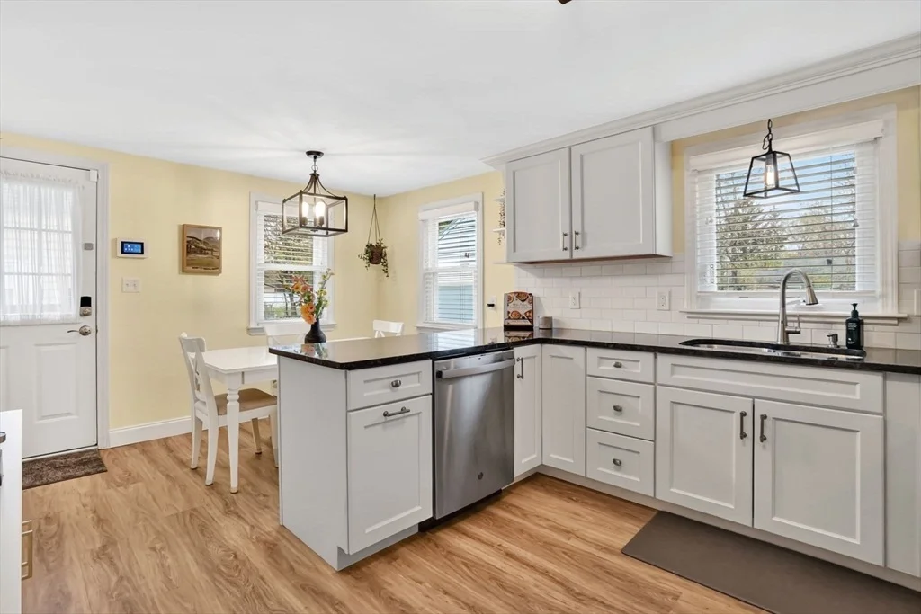 Photo of 106 Maebeth St