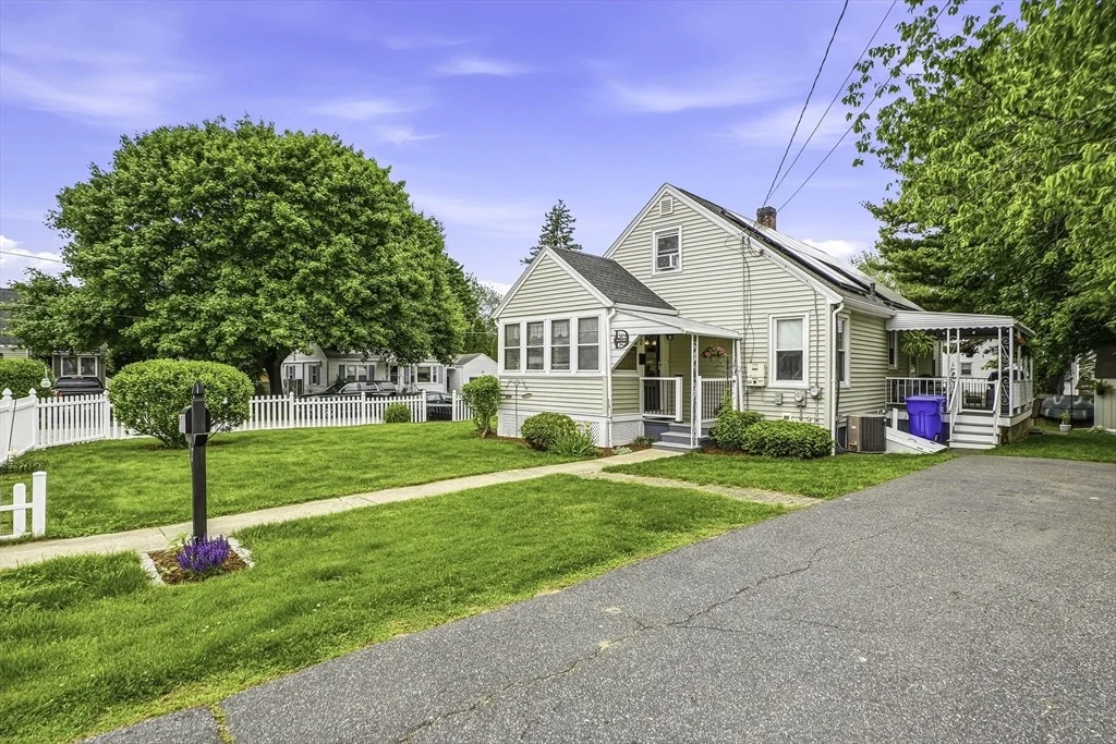 Photo of 2 Walker Ave