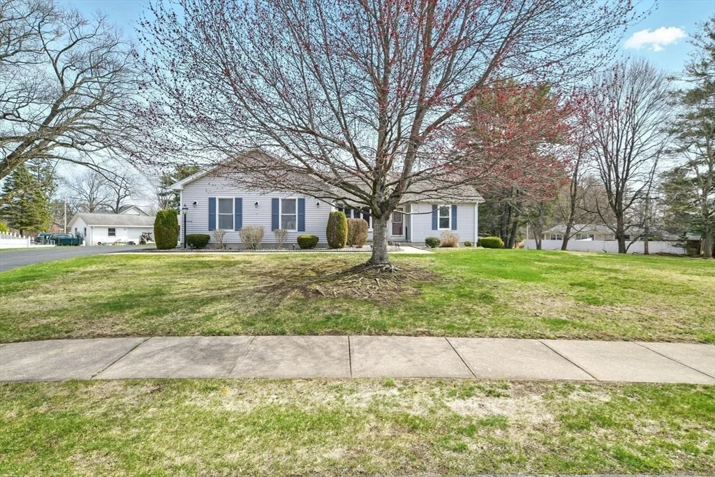 Photo of 15 Hamilton Way