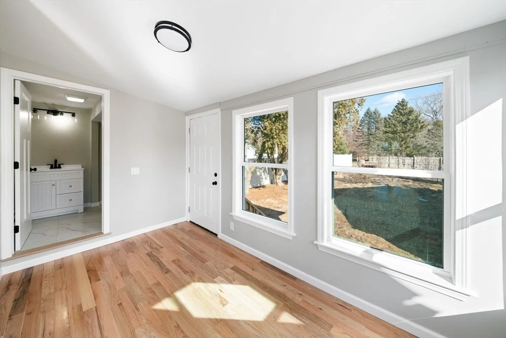 Photo of 71 Akin St