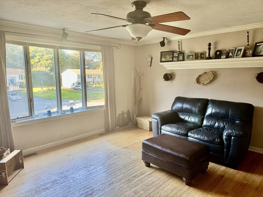 Photo of 6 Dayle Cir