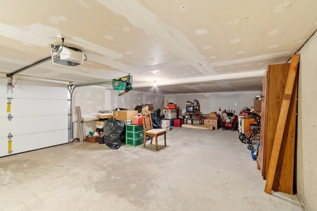Photo of 32 Abbott Ave
