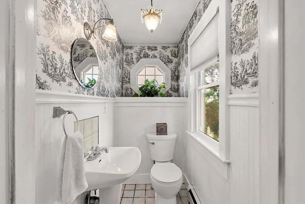 Photo of 62 Parkview Ave