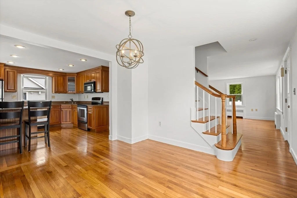 Photo of 13 Munroe Ave