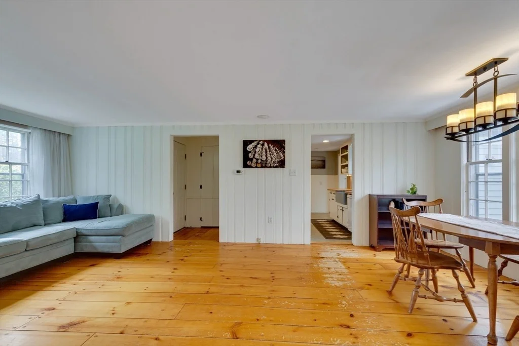 Photo of 114 Nagog Hill Rd