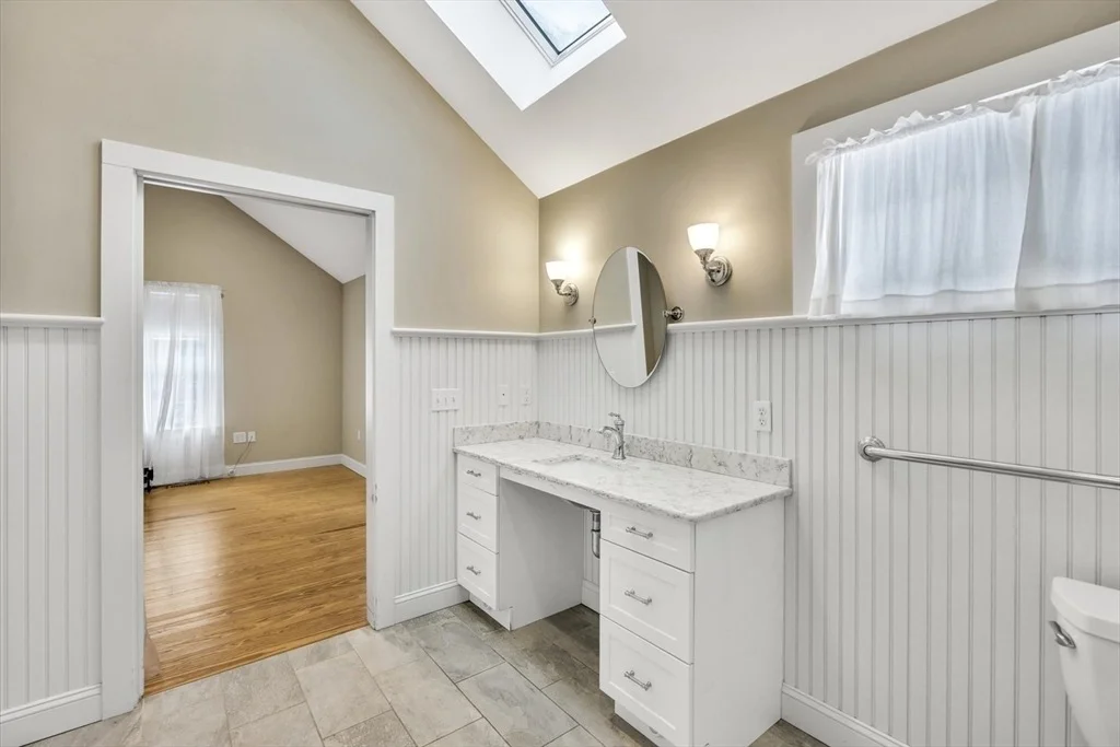 Photo of 85 Clamshell Cove Rd