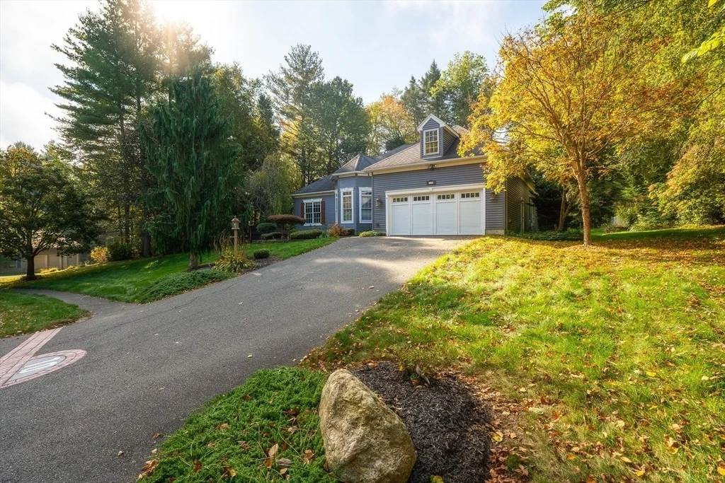 Photo of 10 Golden Cir
