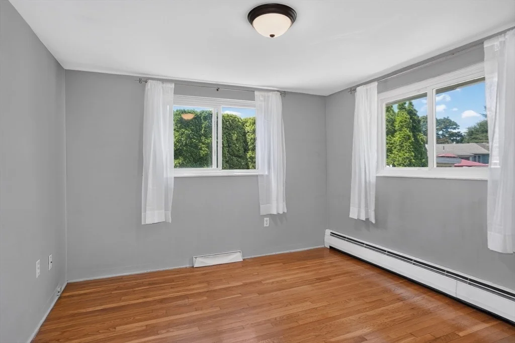 Photo of 15 Jefferson Ave