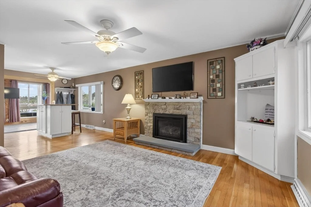 Photo of 649 Elm St