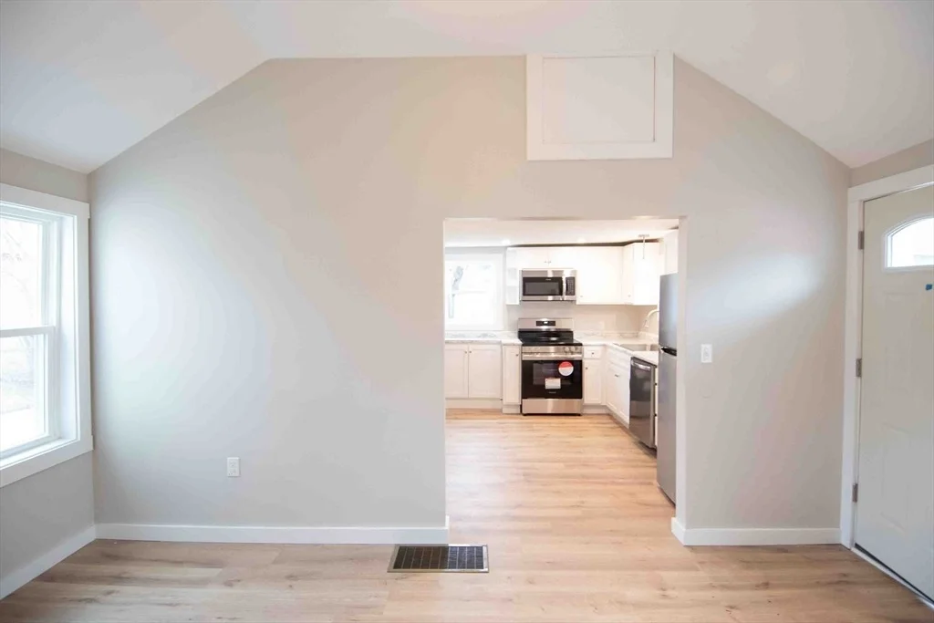 Photo of 154 Denver St