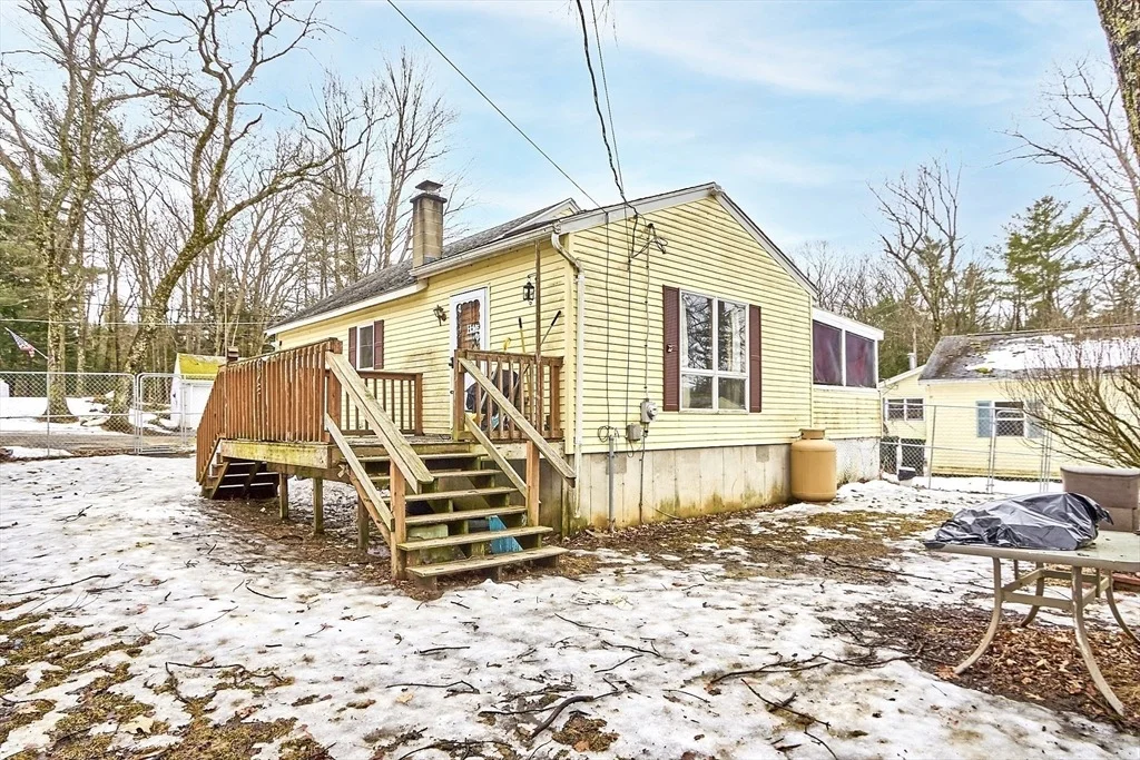 Photo of 10 Pine Ave