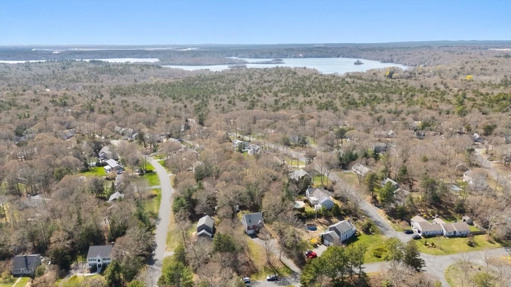 Photo of 25 Moon Compass Ln