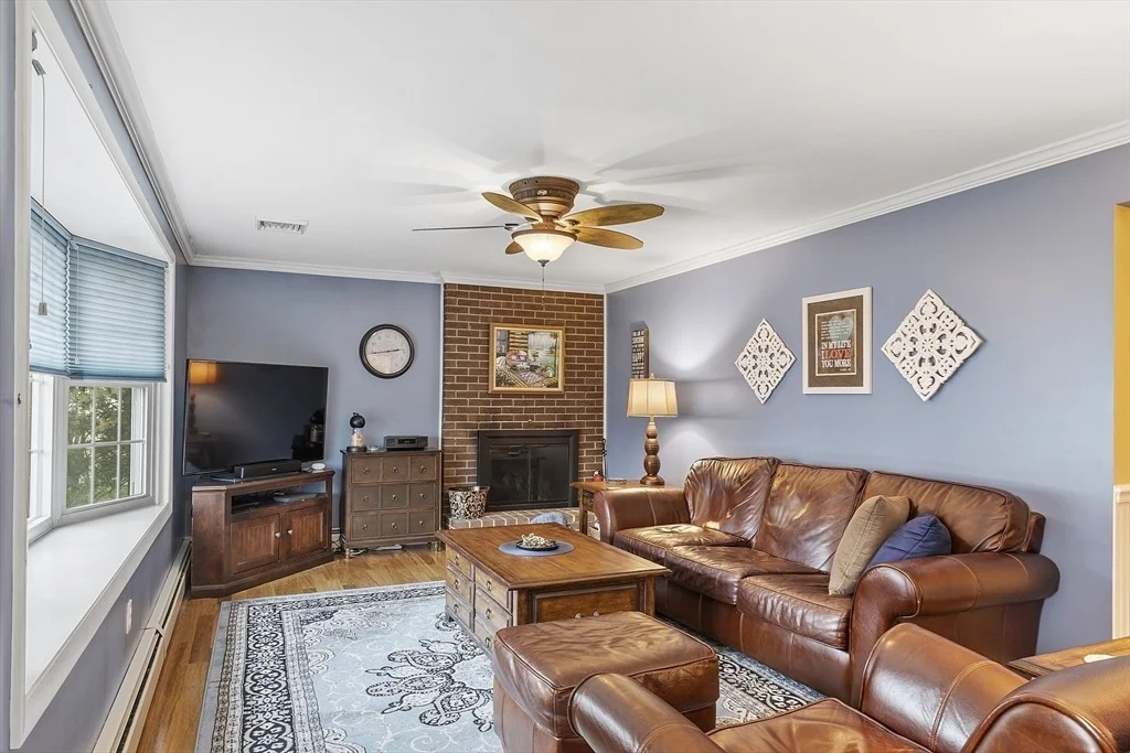 Photo of 93 Fowler Rd