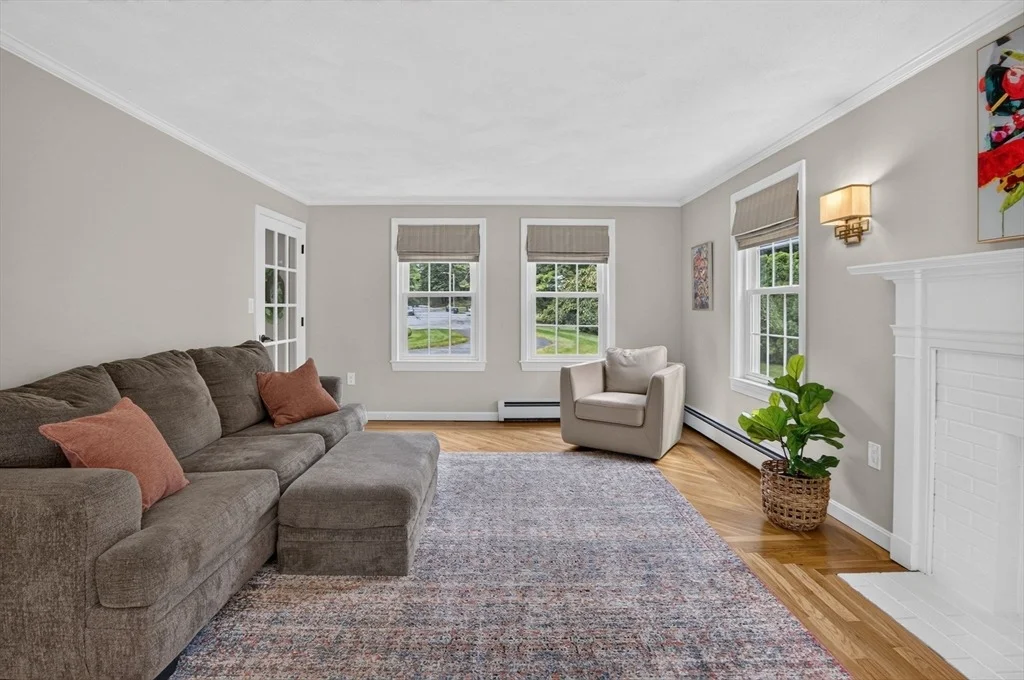 Photo of 10 Lillian Drive