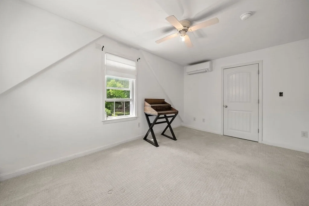 Photo of 9 Maple St