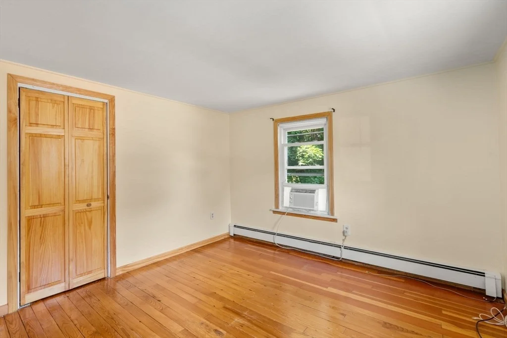 Photo of 1080 Ocean St