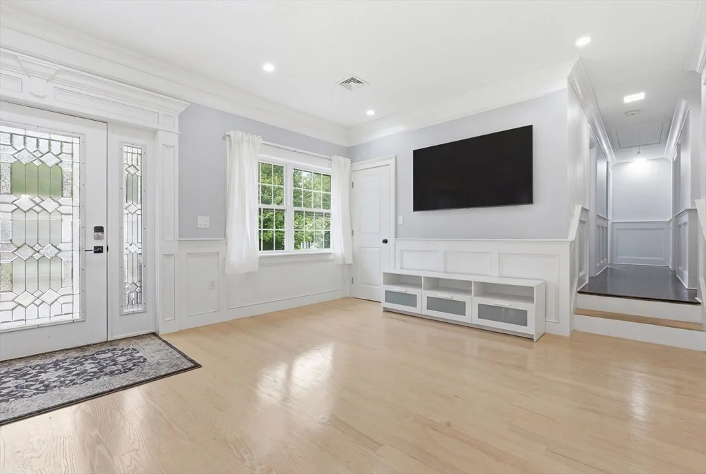 Photo of 52 Ridgewood Rd