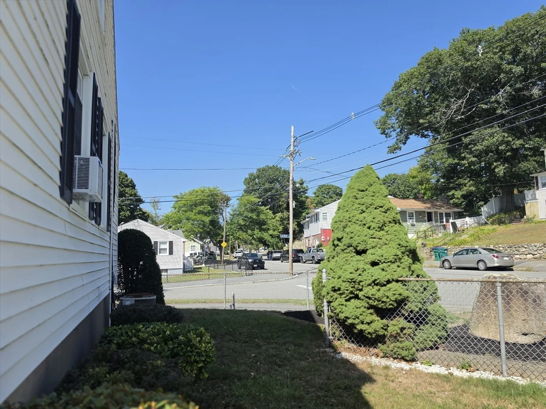 Photo of 4 Edgemere Rd