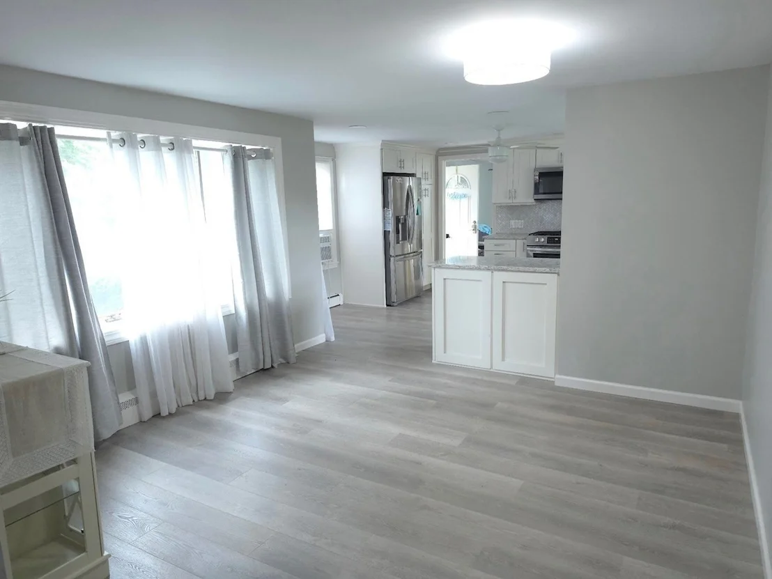 Photo of 417 River Rd