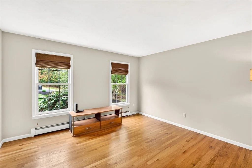 Photo of 8 Ridgewood Road