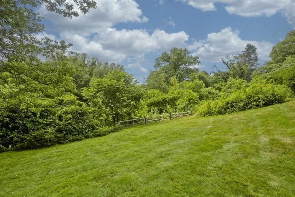 Photo of 2 Red Ledge Rd