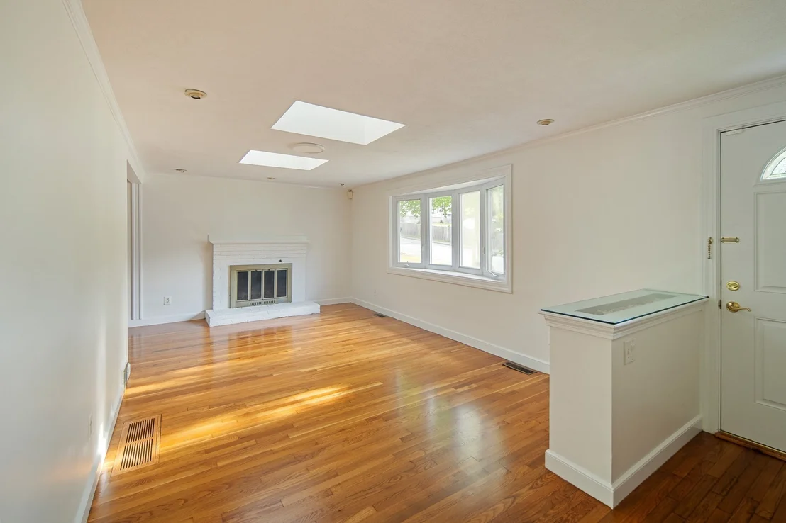 Photo of 21 Turner Dr