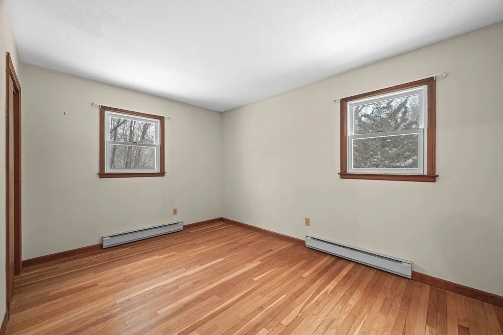 Photo of 90 Topsfield Rd