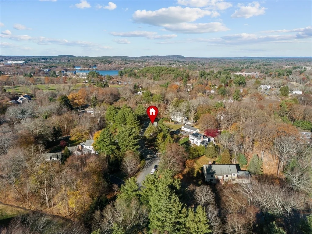 Photo of 676 Salem End Rd