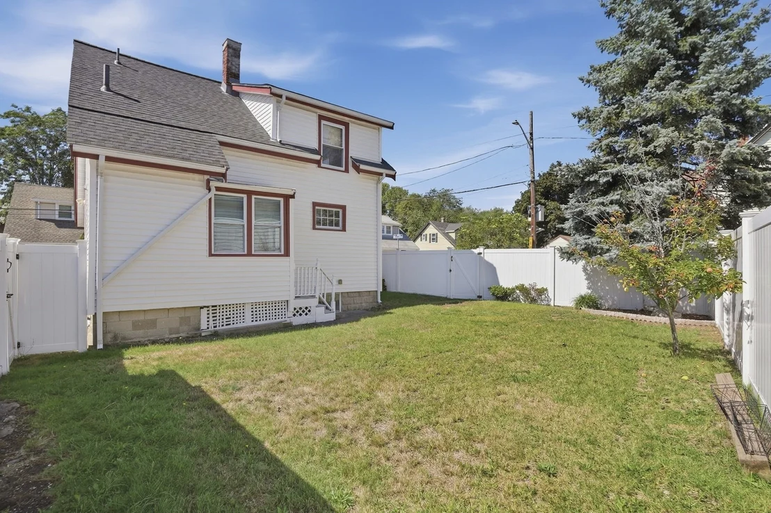 Photo of 7 Geneva Avenue